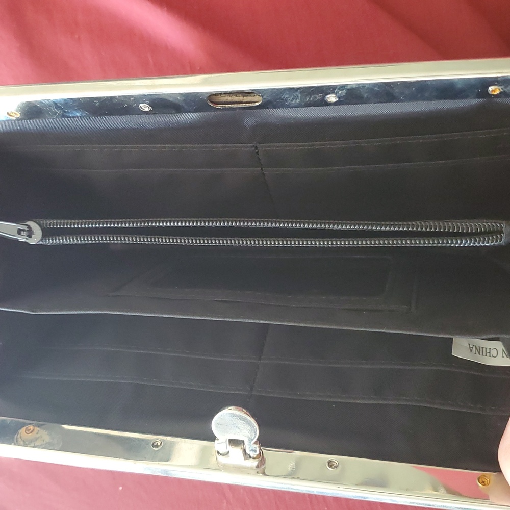 Wallet - Picture 3 of 3